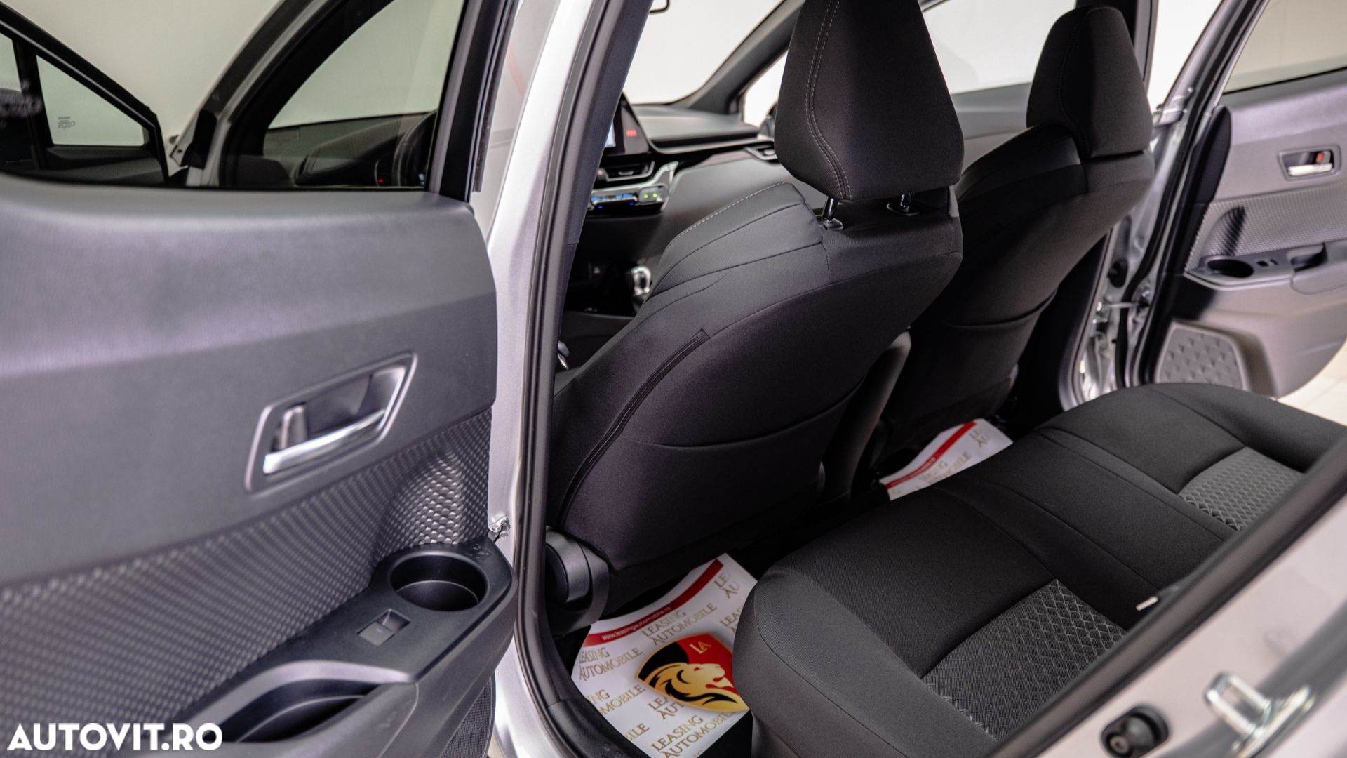 Toyota C-HR 2.0 Hybrid Team Deutschland - 15