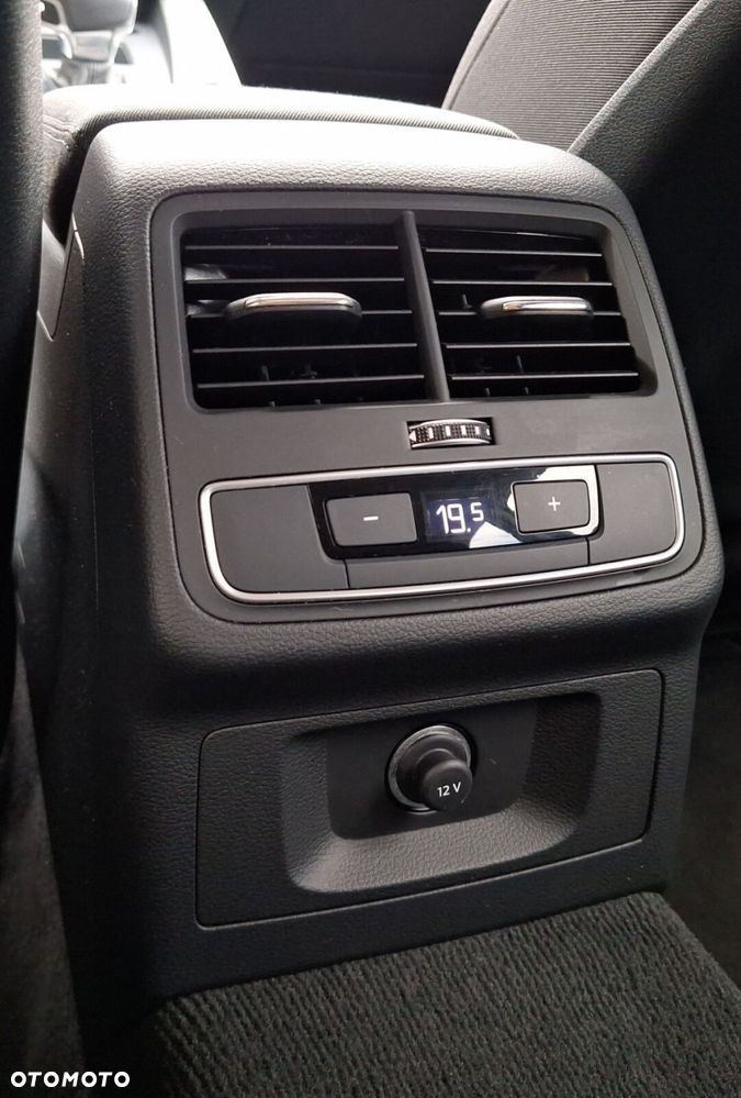 Audi A4 Avant 35 TFSI mHEV S Line S tronic - 21
