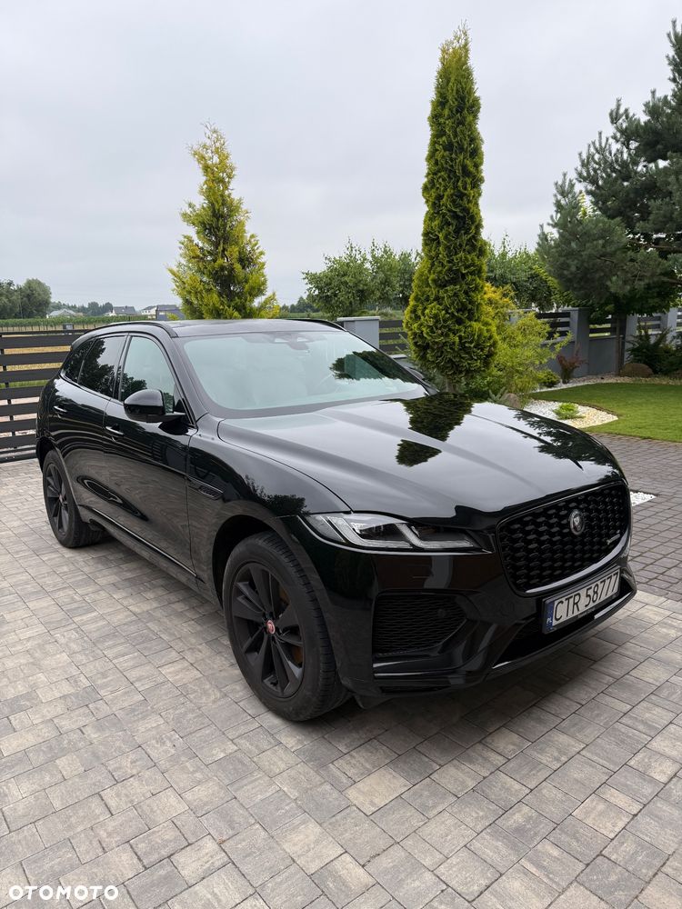 Jaguar F-Pace 2.0 P250 mHEV AWD R-Dynamic Black - 1