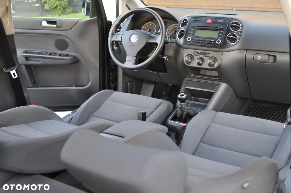 Volkswagen Golf Plus - 30