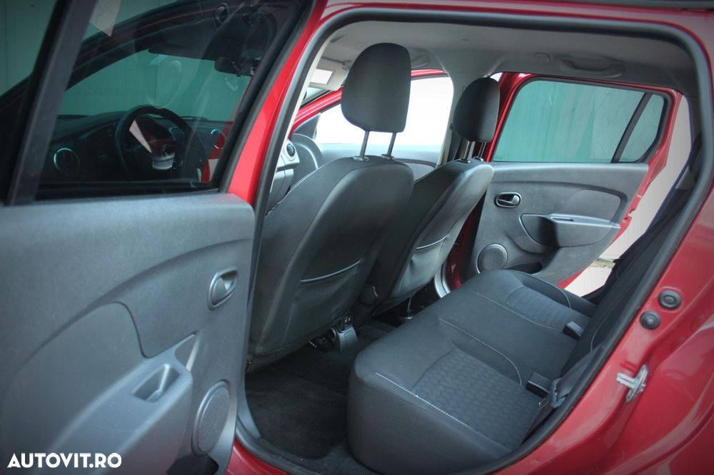 Dacia Logan TCe 90 Laureate - 15