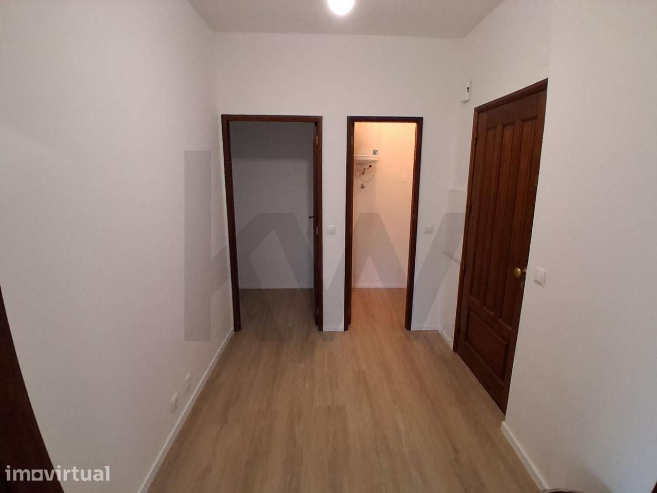 Apartamento T2 à venda na Rua Padre Joaquim das Neves- Rio Tinto - Grande imagem: 3/11