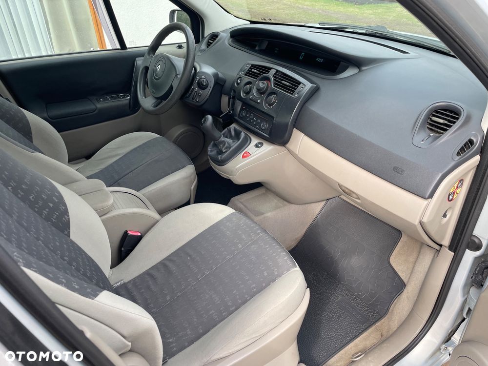 Renault Scenic - 7