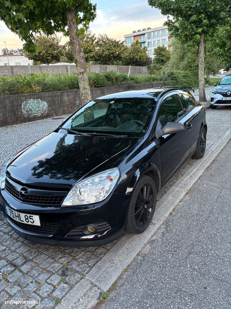 Opel Astra GTC 1.3 CDTI - 1