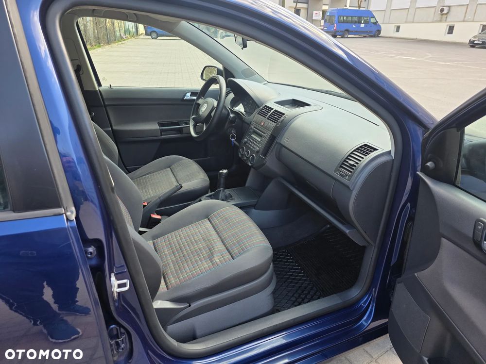 Volkswagen Polo 1.2 Comfortline - 5