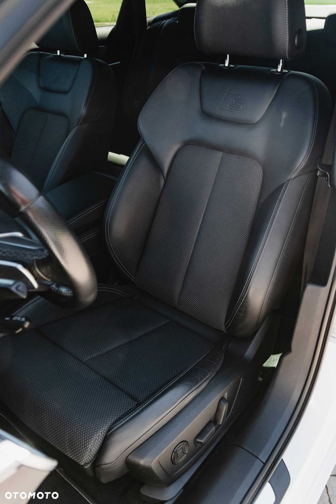 Audi A6 Limousine - 4