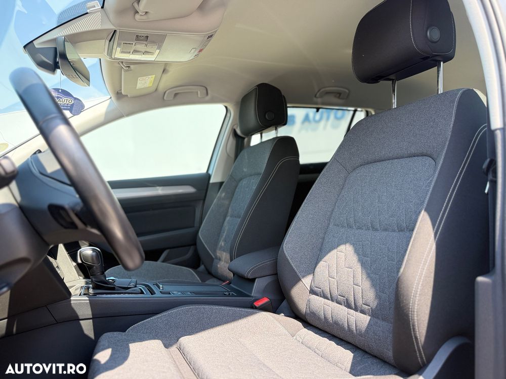 Volkswagen Passat 2.0 TDI DSG Highline - 11