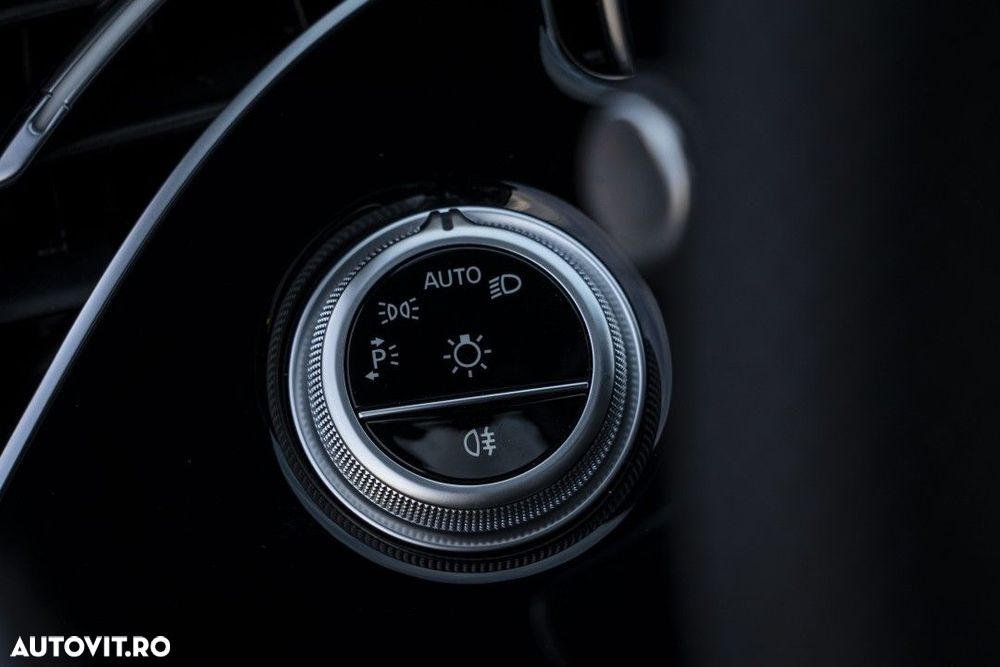Mercedes-Benz E - 21