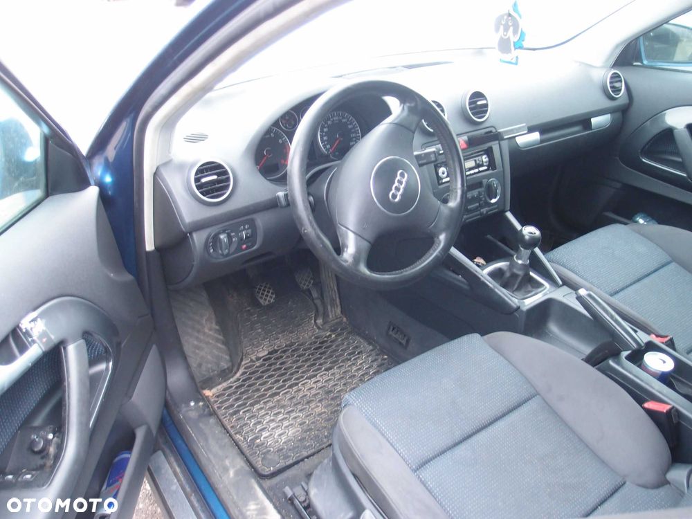 Audi A3 8P / 2.0 FSI 150km / 2003r. / na części - 5