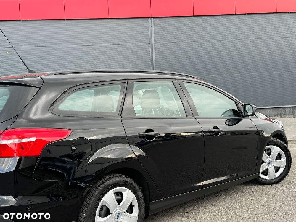 Ford Focus SW 1.5 TDCi Titanium ASS PowerShift - 13