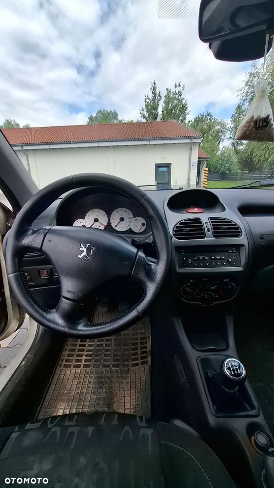 Peugeot 206 1.4 Trendy - 11
