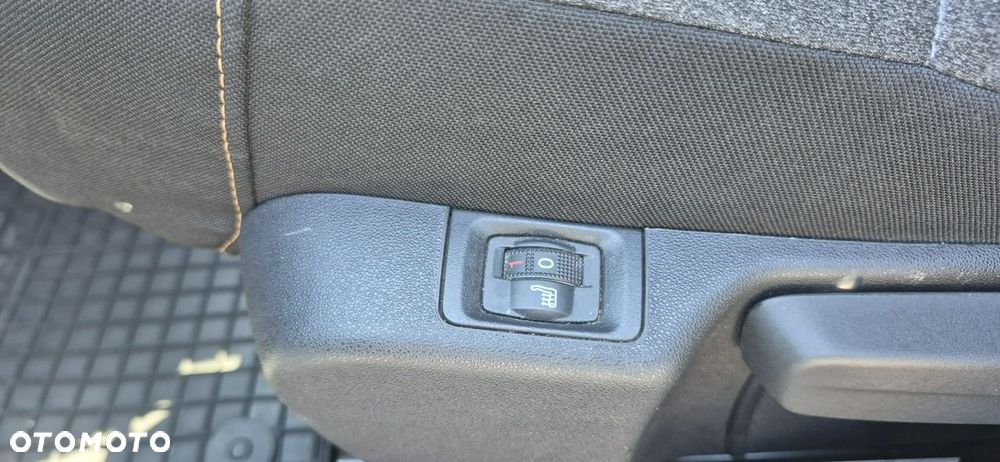 Citroën C3 Pure Tech 110 S&S EAT6 MAX - 14
