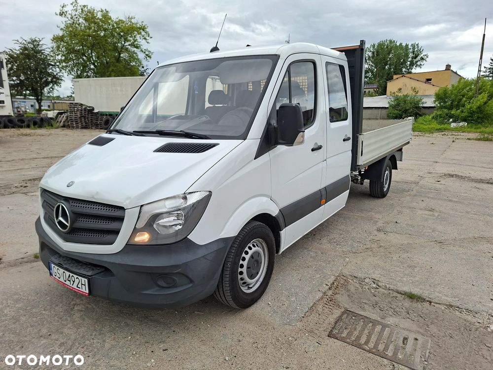 Mercedes-Benz Sprinter - 1