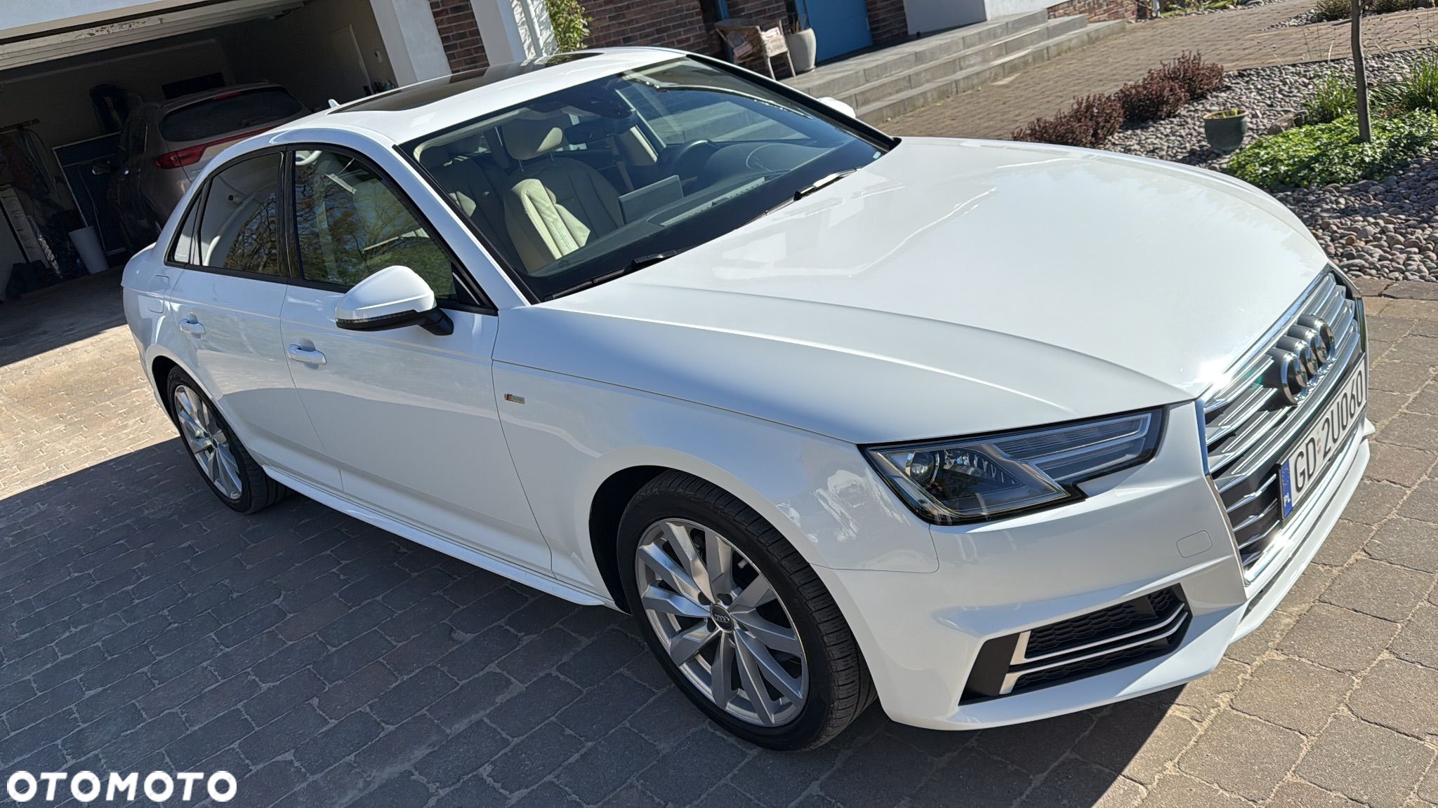 Audi A4 2.0 TFSI S tronic - 1