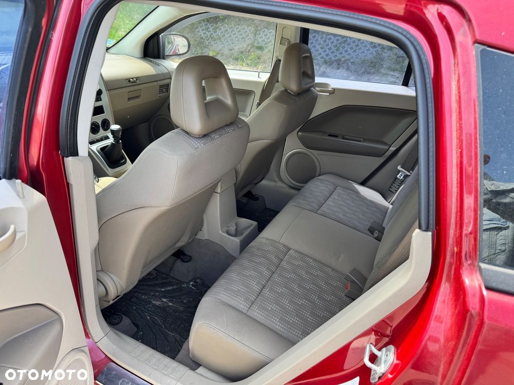 Dodge Caliber 2.0 CRD SE - 8