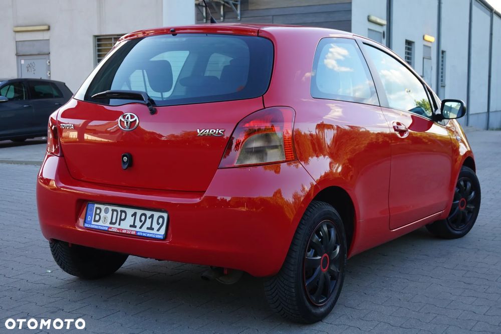 Toyota Yaris - 13