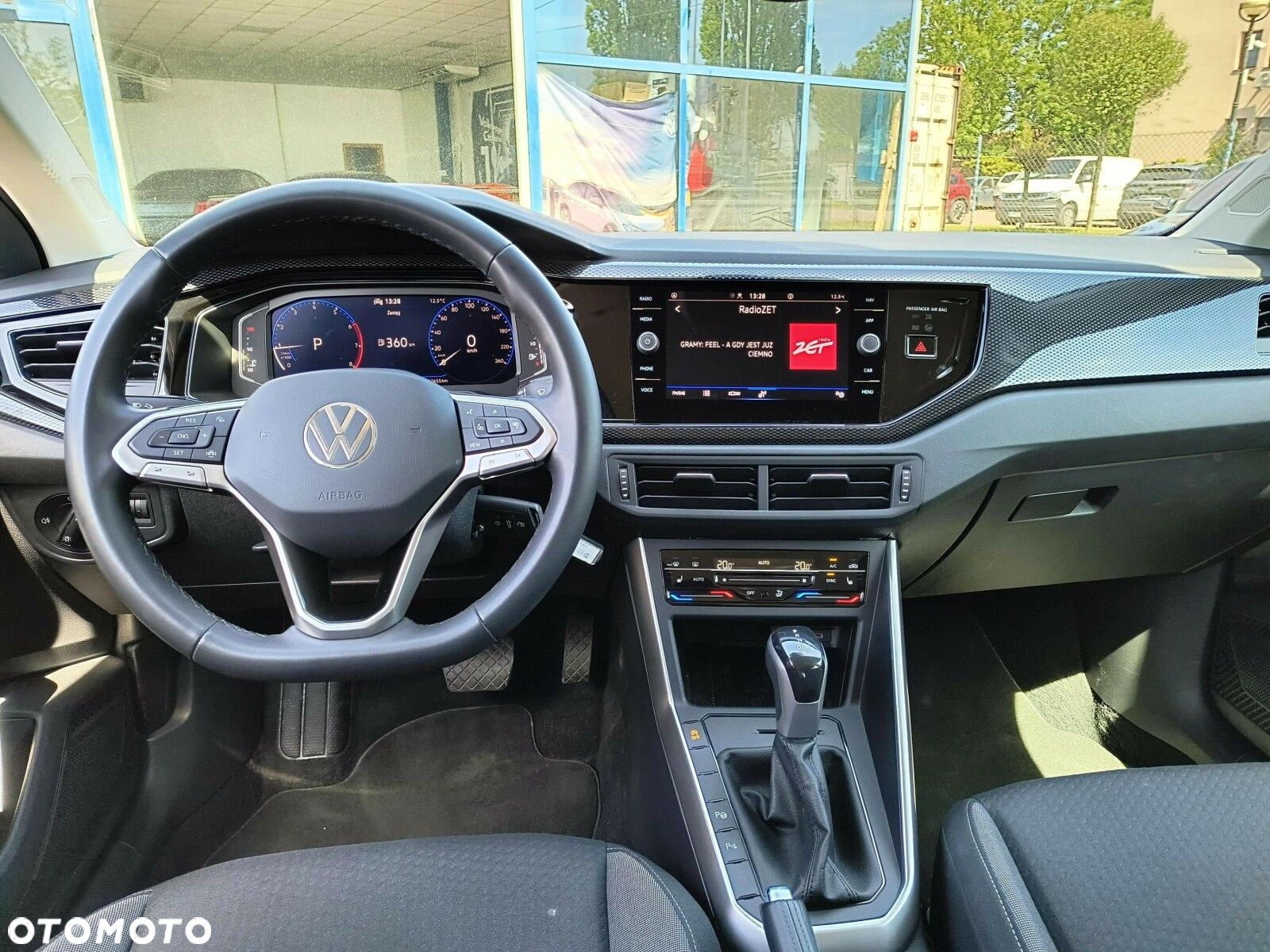 Volkswagen Taigo - 13