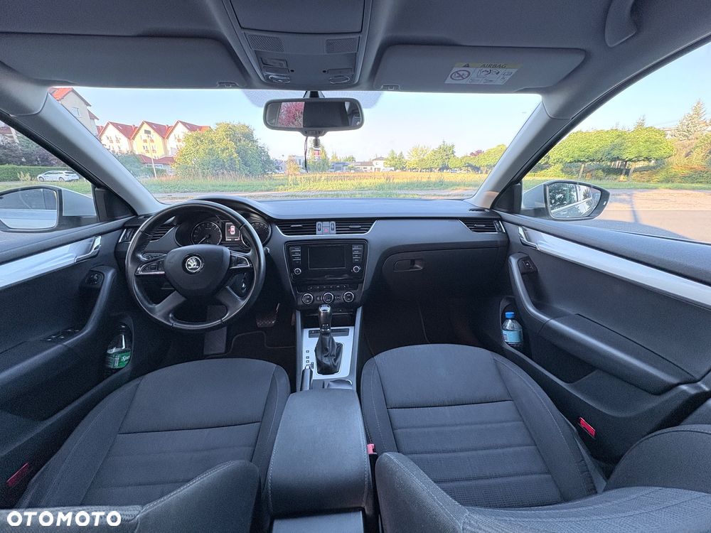 Skoda Octavia 2.0 TDI Ambition DSG - 14