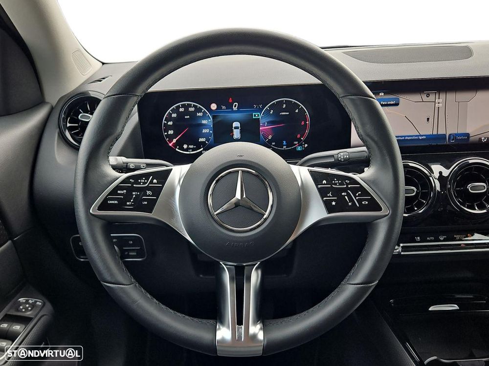 Mercedes-Benz GLA 180 d Progressive - 17