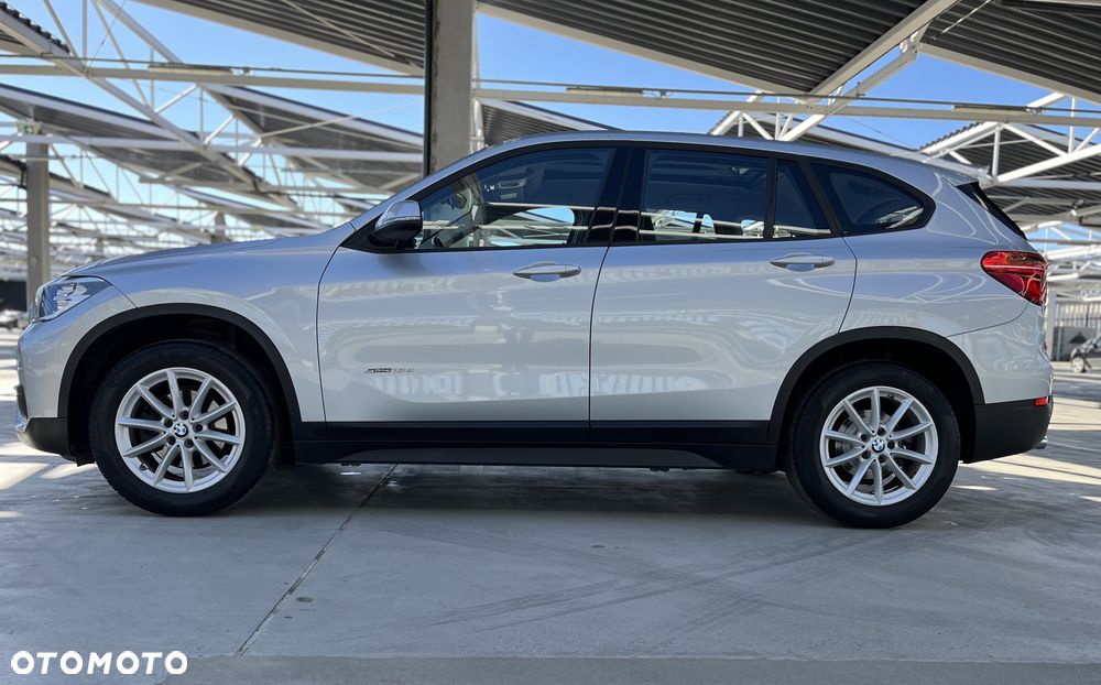 BMW X1 sDrive18d - 8