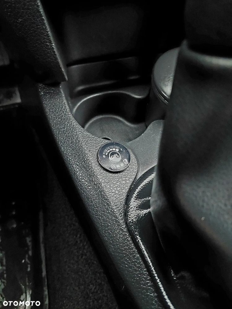 Dacia Sandero 1.2 16V 75 Live - 10