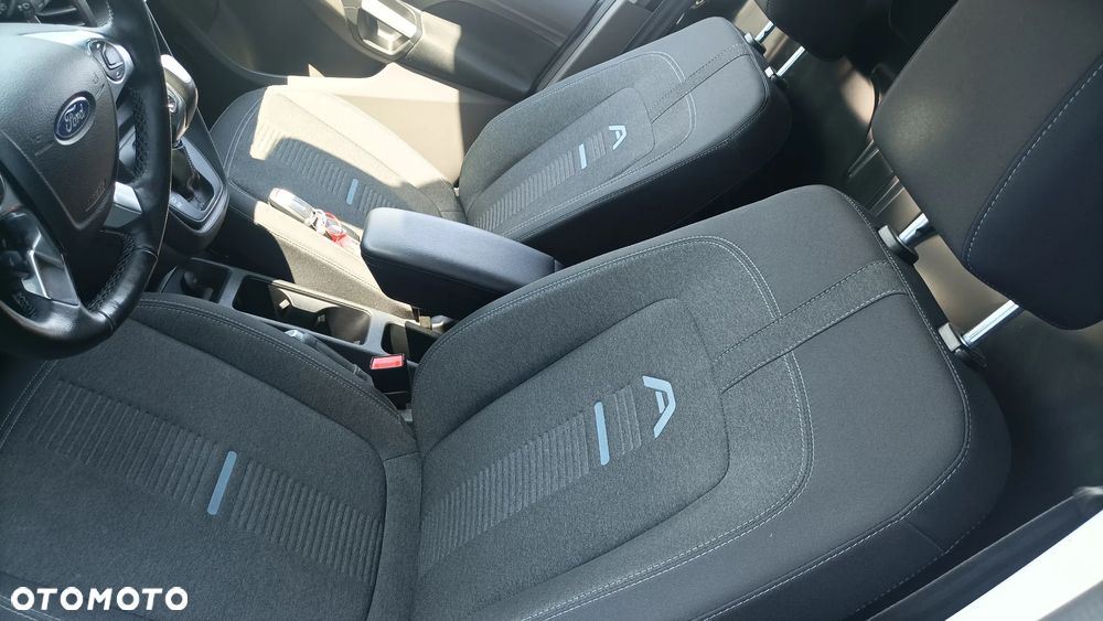 Ford Transit Connect - 14