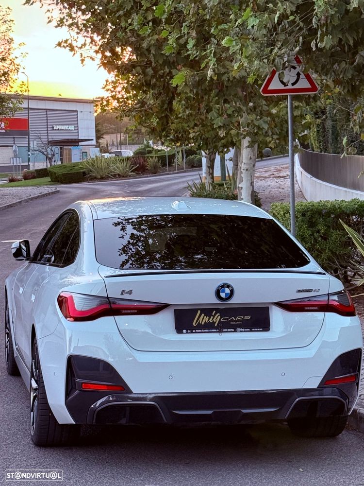 BMW i4 - 39