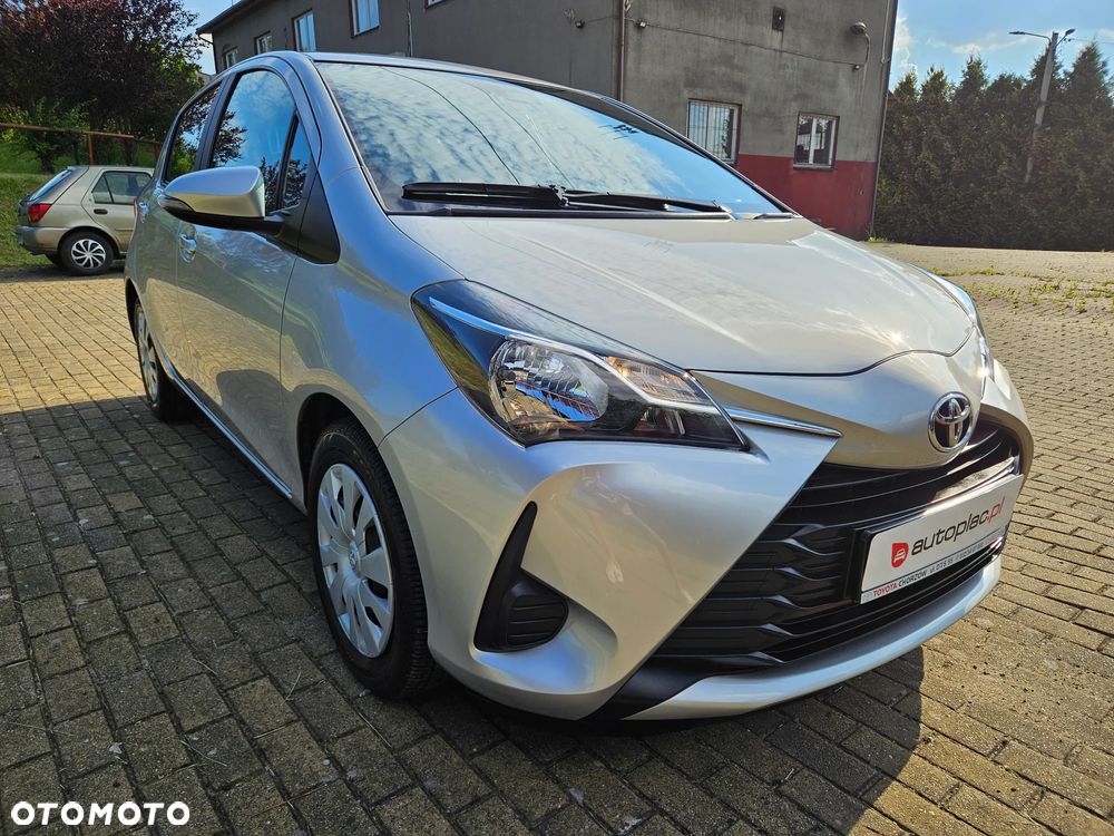Toyota Yaris 1.0 Active EU6 - 4