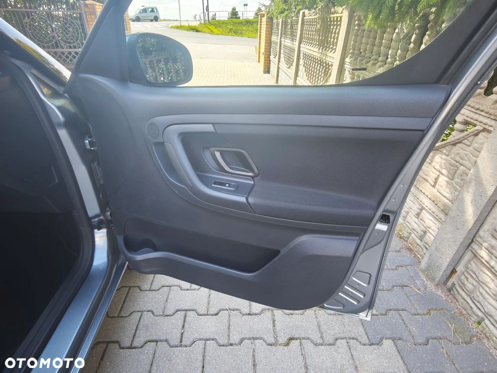 Skoda Roomster 1.2 TSI Style PLUS EDITION - 21