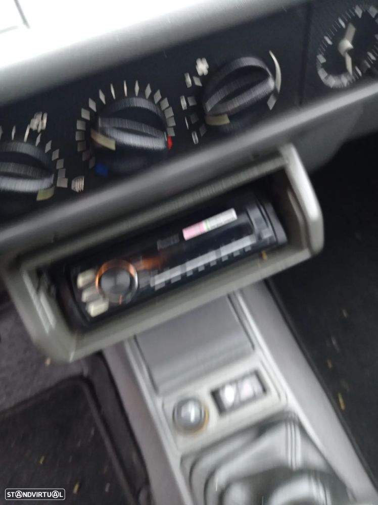 Renault Clio 1.9 D RXE - 6