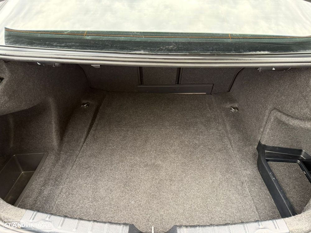 BMW 320 d Auto Pack M - 16