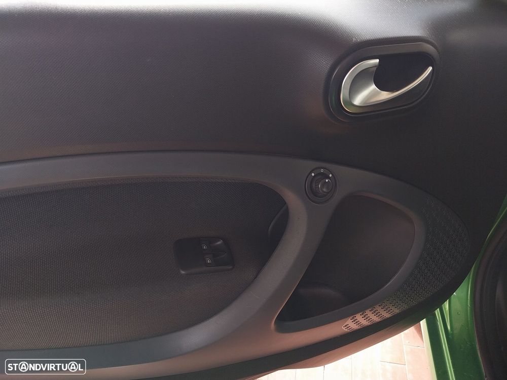 Smart Fortwo Cabrio EQ passion - 3