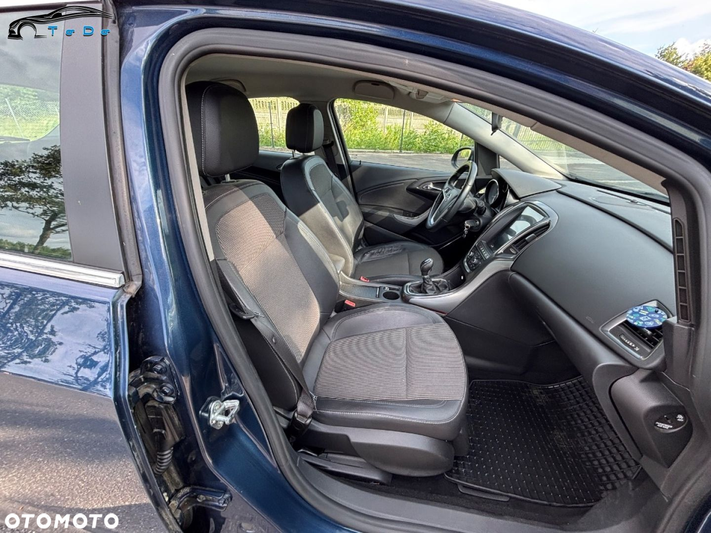 Opel Astra IV 1.6 Cosmo EU6 - 25