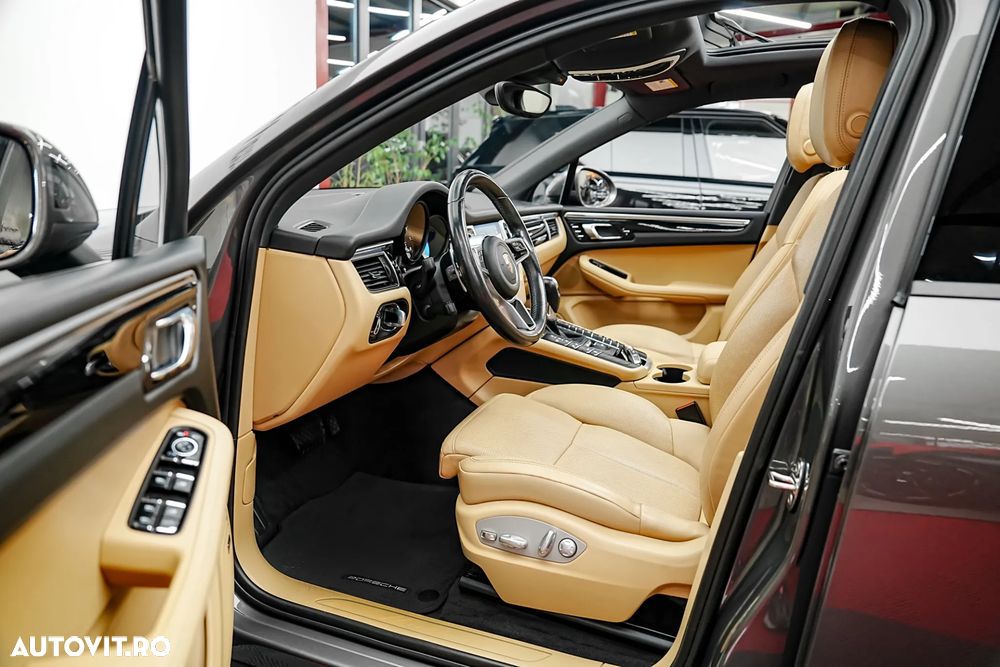 Porsche Macan - 4