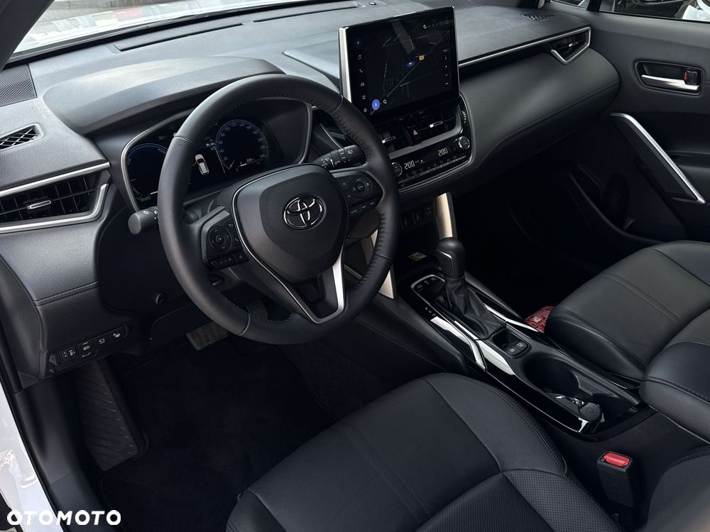 Toyota Corolla Cross 2.0 Hybrid Executive - 11