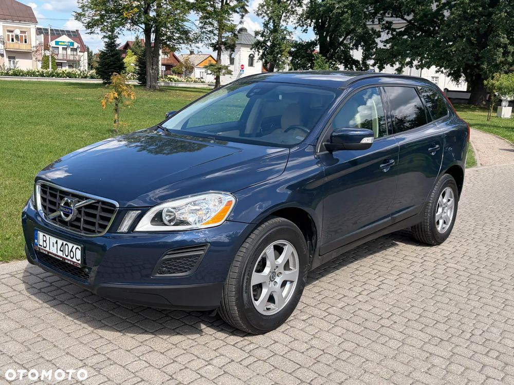 Volvo XC 60 T5 Powershift Momentum - 10