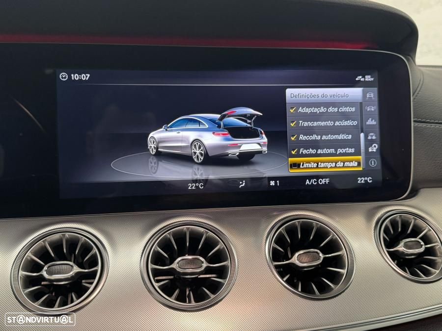 Mercedes-Benz E 220 d AMG Line - 42