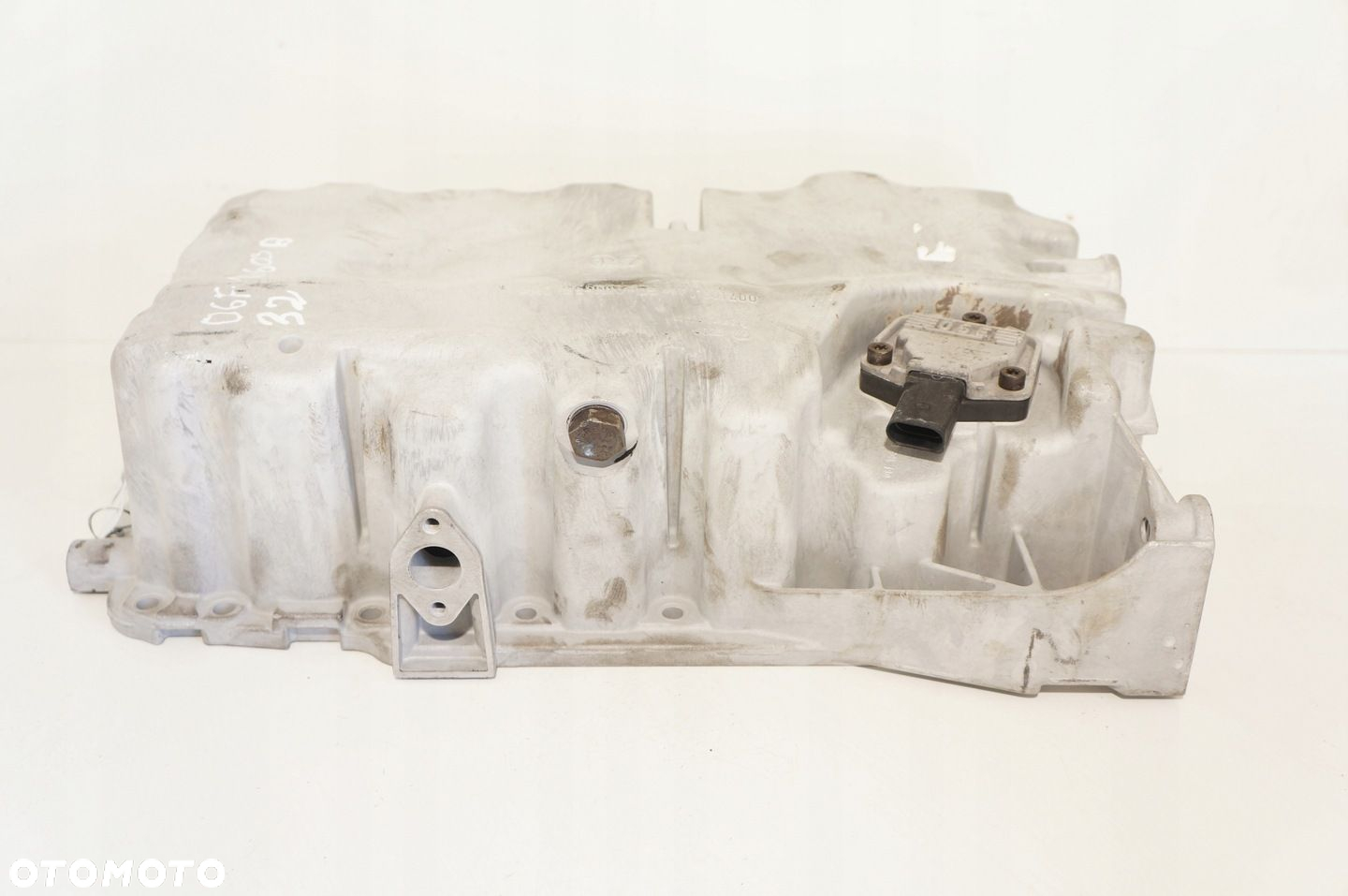 MISKA OLEJOWA VW GOLF PASSAT LEON A3 2.0FSI 06F103603B - 2