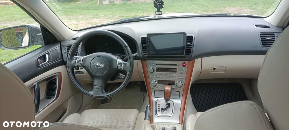 Subaru Legacy - 5