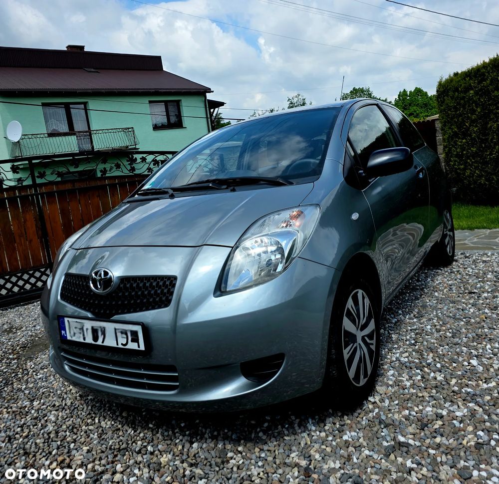 Toyota Yaris 1.0 Terra A/C - 2