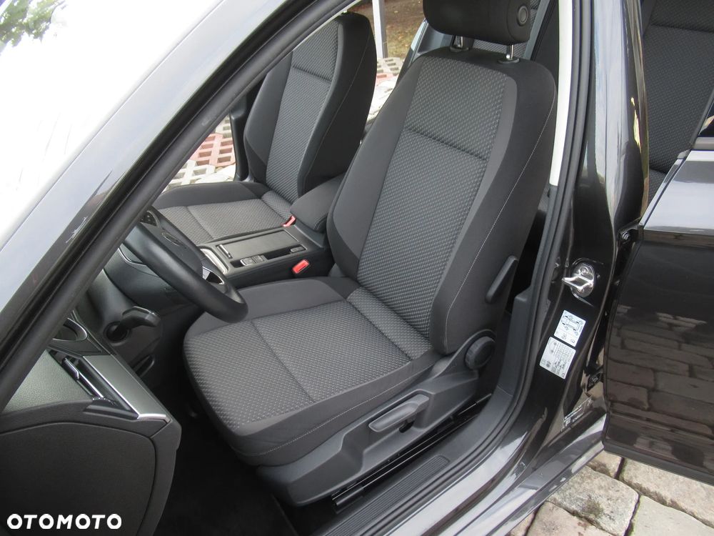 Volkswagen Passat 1.5 TSI EVO Essence - 7