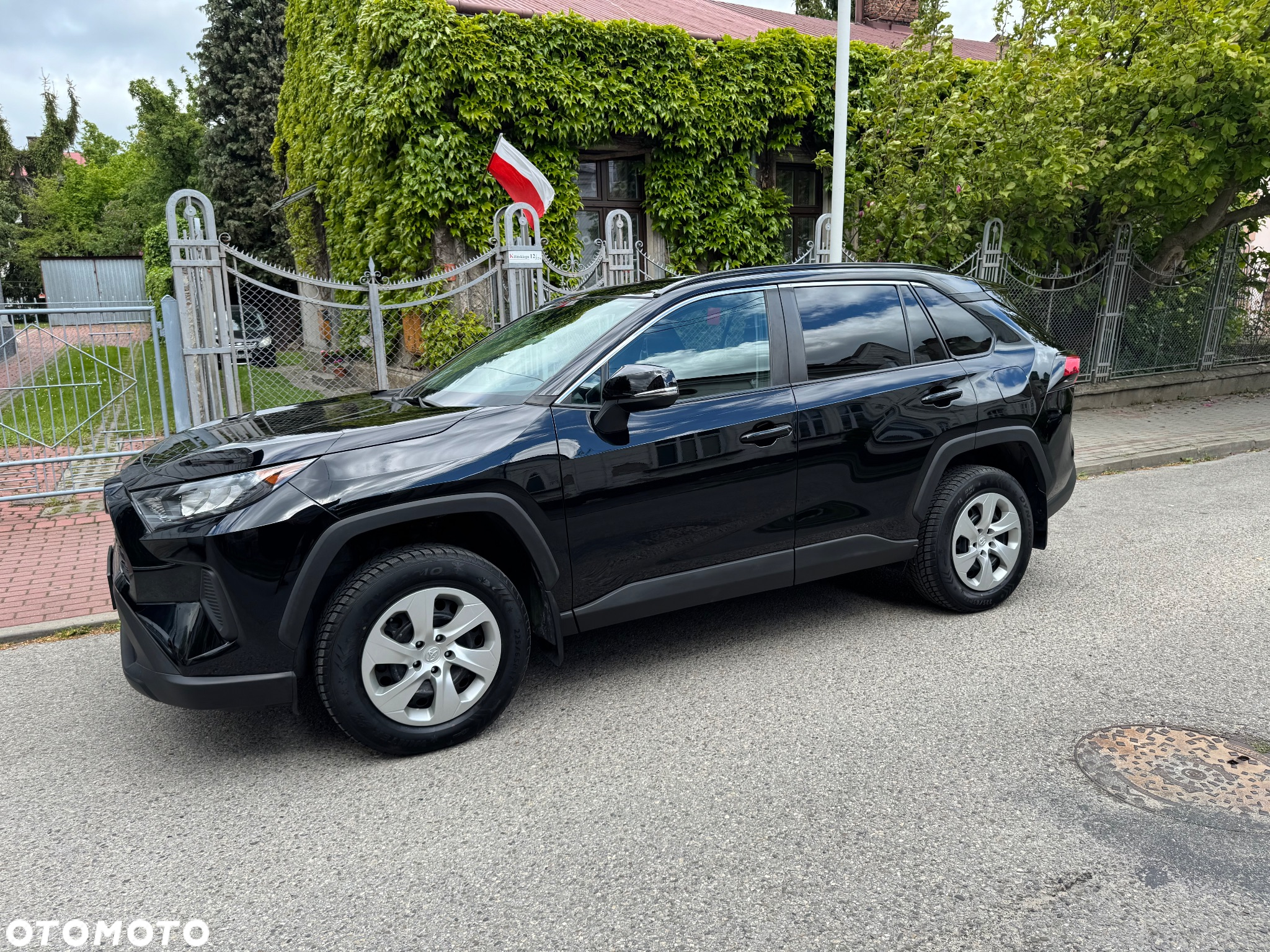 Toyota RAV4 - 5