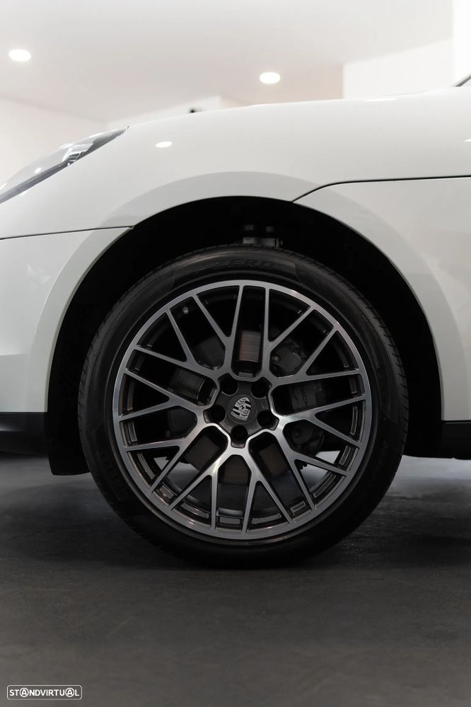 Porsche Macan S - 17
