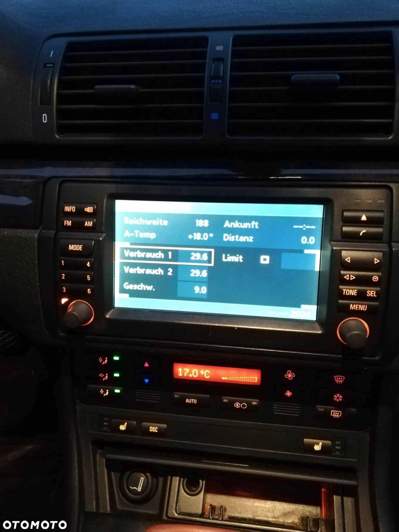 BMW Seria 3 320d Touring Edition Sport - 12
