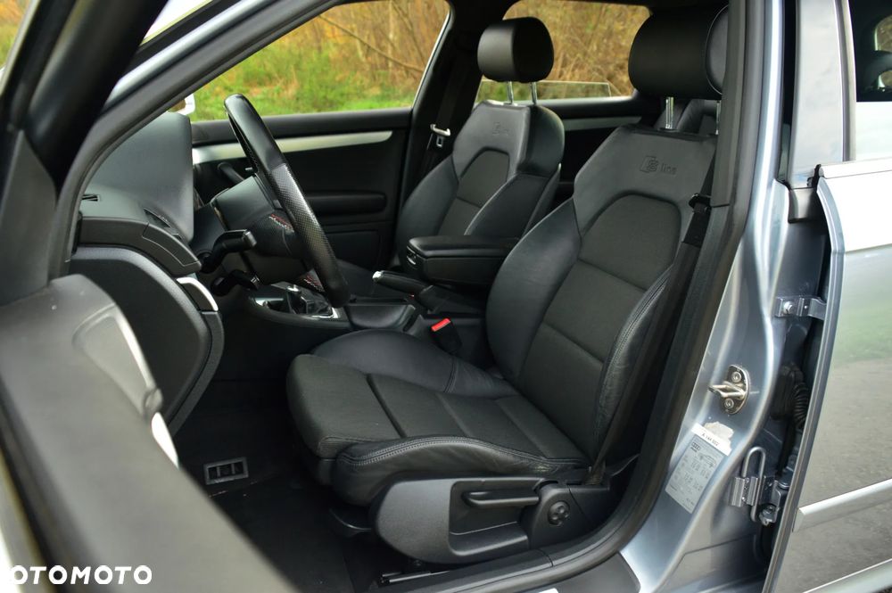 Audi A4 Avant 1.8T - 22