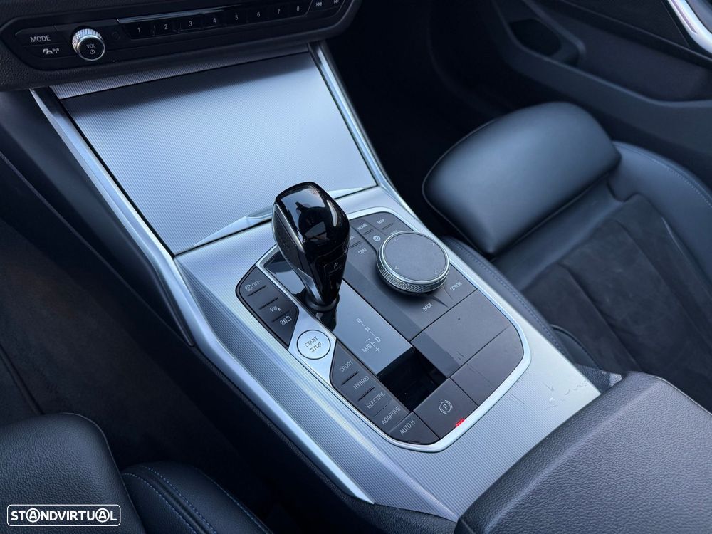 BMW 320 e Touring Pack M Auto - 19