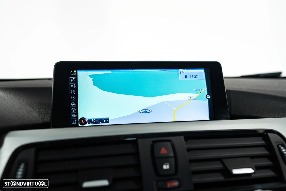 BMW 320 d Touring Auto Pack M - 12