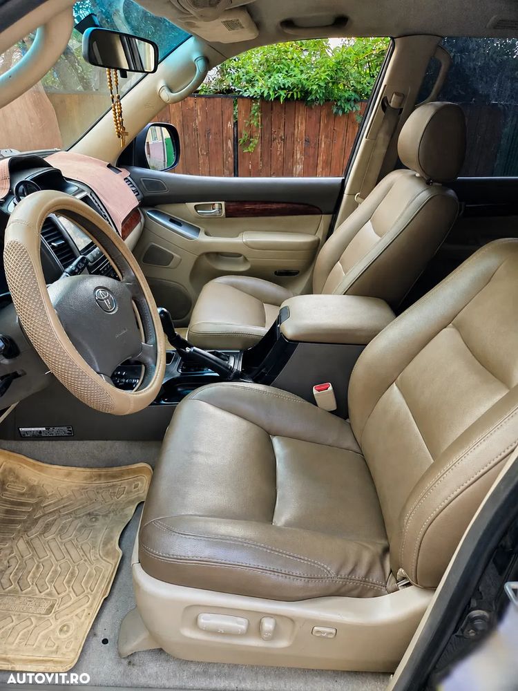 Toyota Land Cruiser 3.0 TD-4D Aut VX - 5