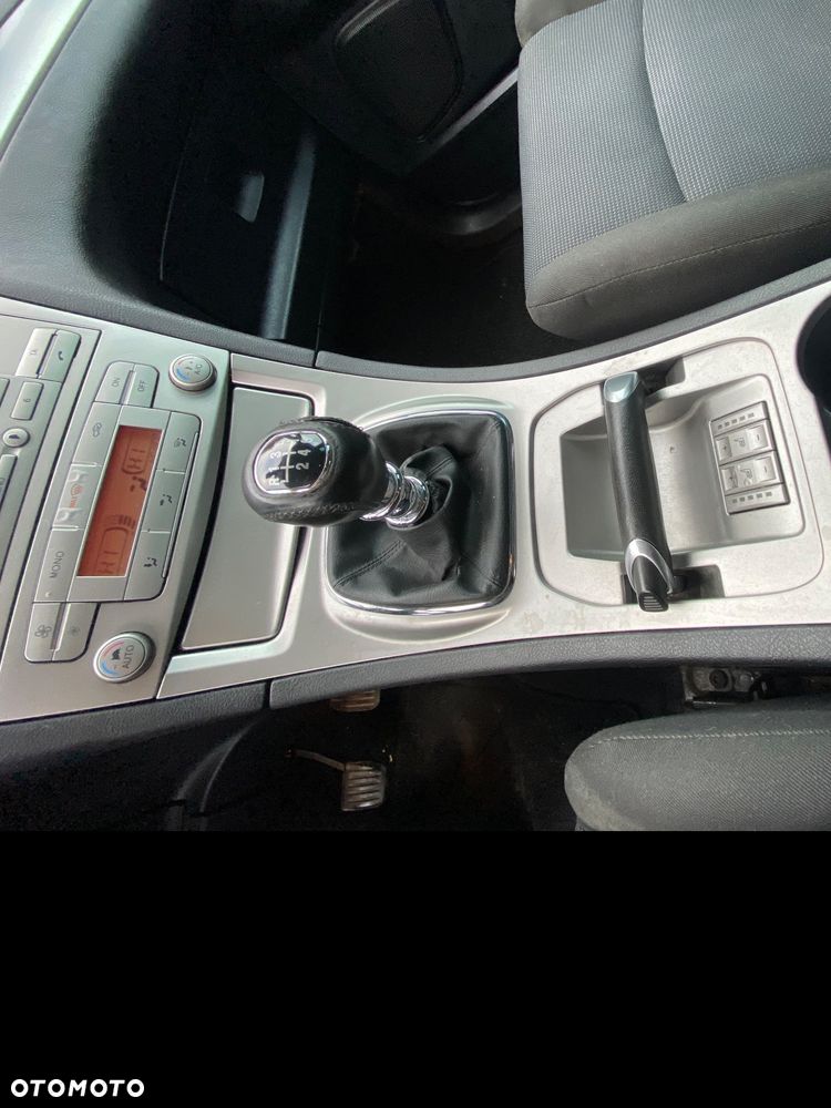 Ford S-Max 2.0 TDCi DPF Titanium - 5