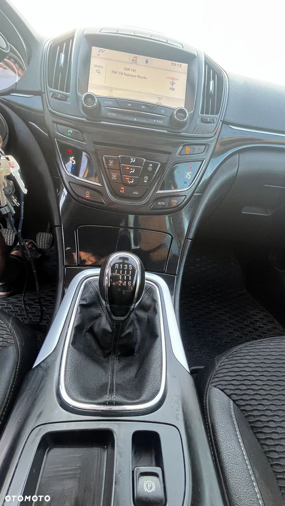Opel Insignia 1.4 T Cosmo S&S - 15